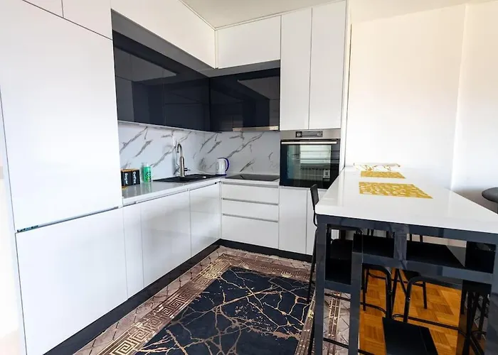 Апартаменты Aida No1 View - Free Parking - *